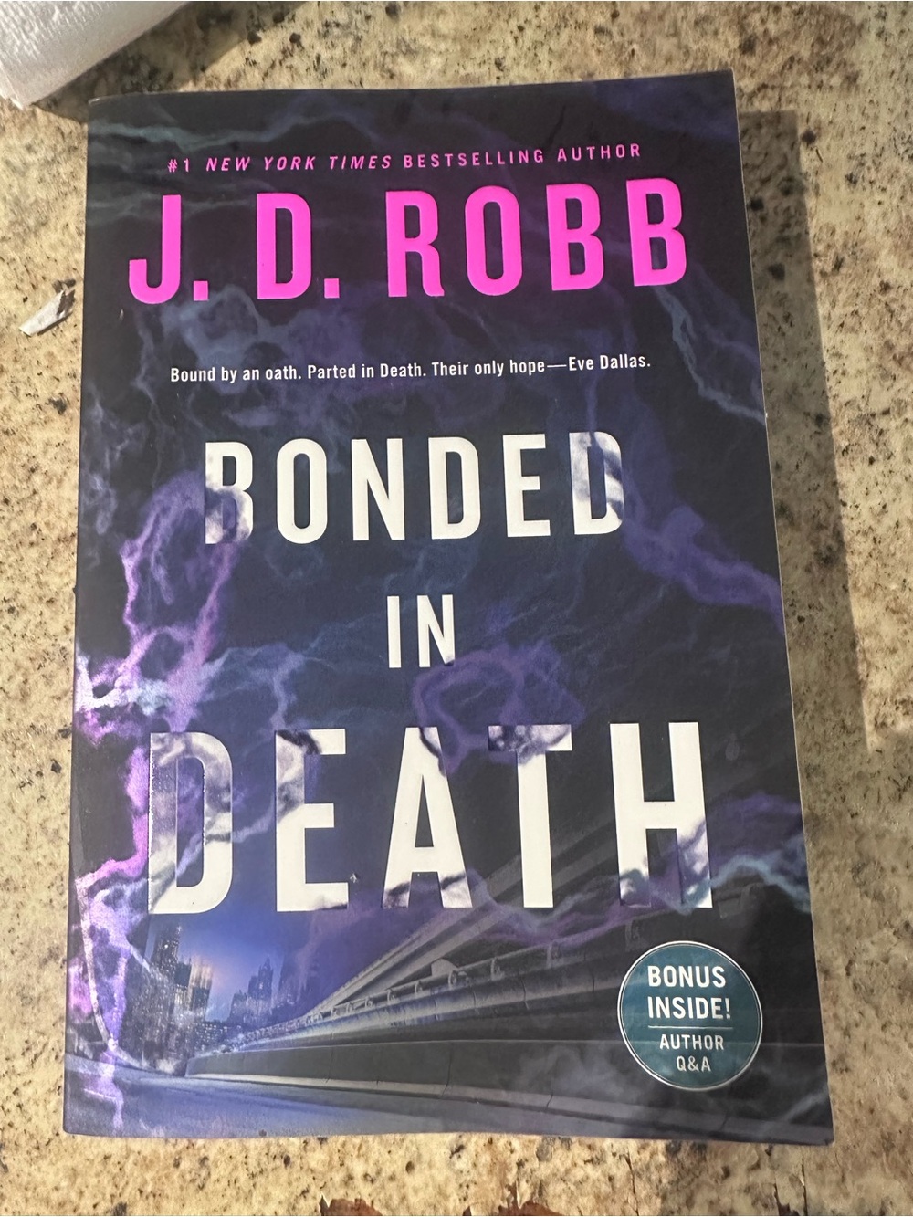 J.D. Robb Bonded in Death – Purple/Black Paperback Thriller
